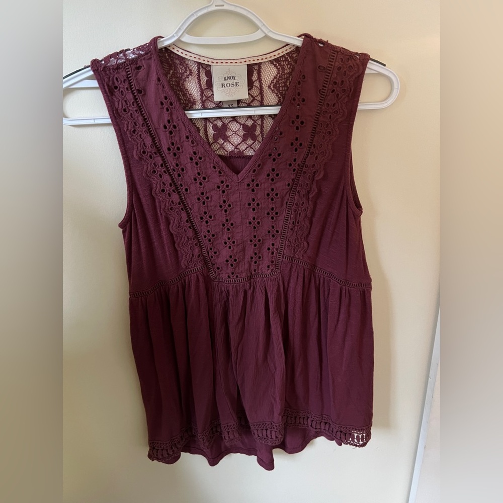 Knox Rose Burgundy Sleeveless Blouse